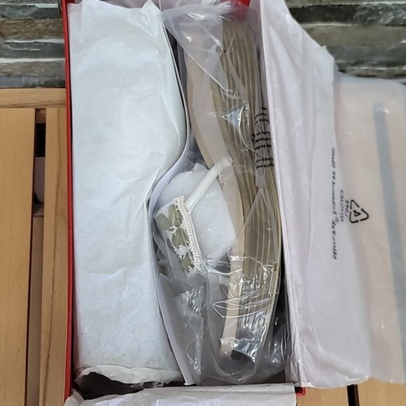 Donald J Pliner Fifi Women's Platform Sandal - Picture 9 of 13